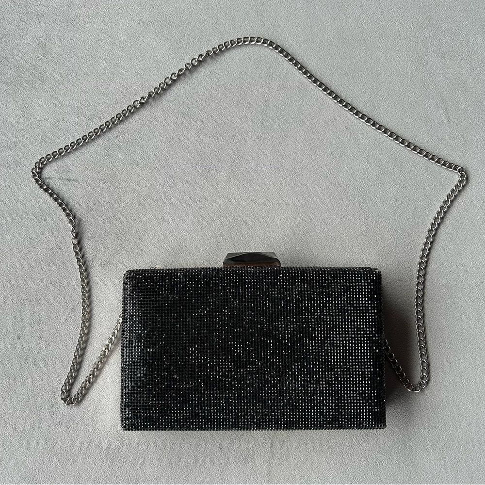 Nina ~ Desyre Crystal Minaudiere ~ Black with Silver Hardware ~ Clutch